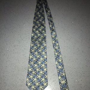 Silk tie